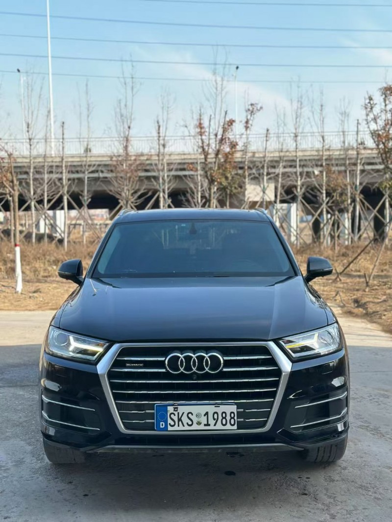 青島18年奧迪Q71