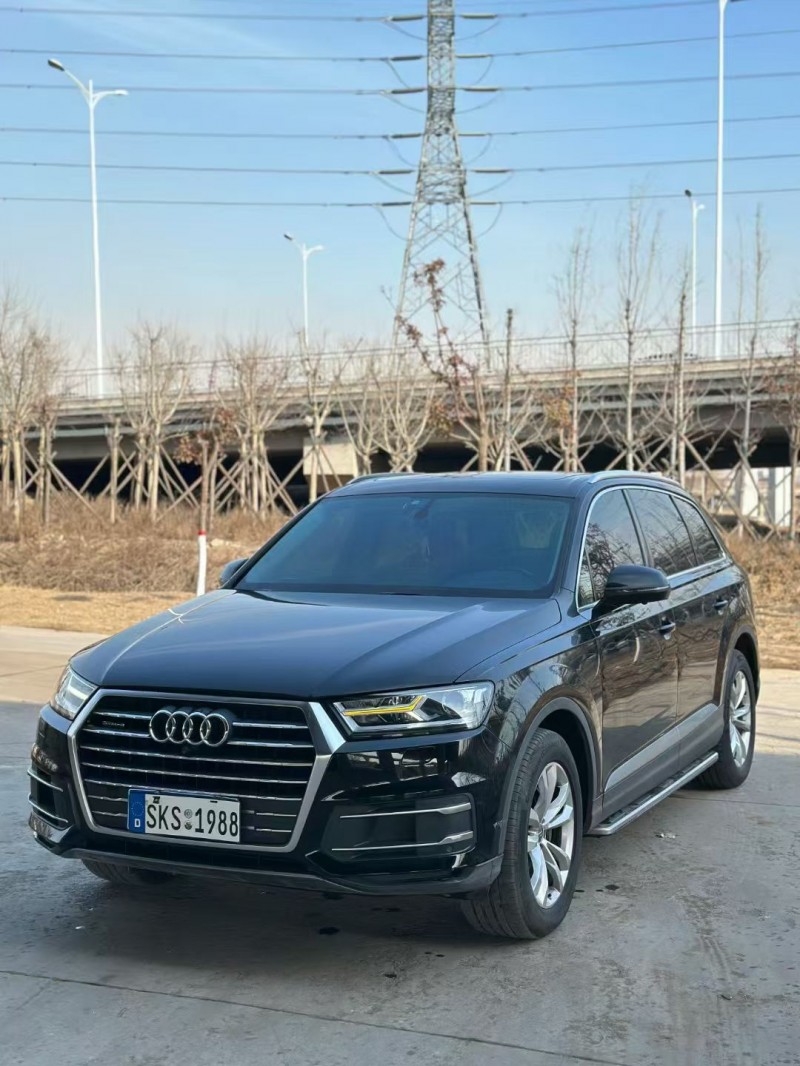 青島18年奧迪Q72