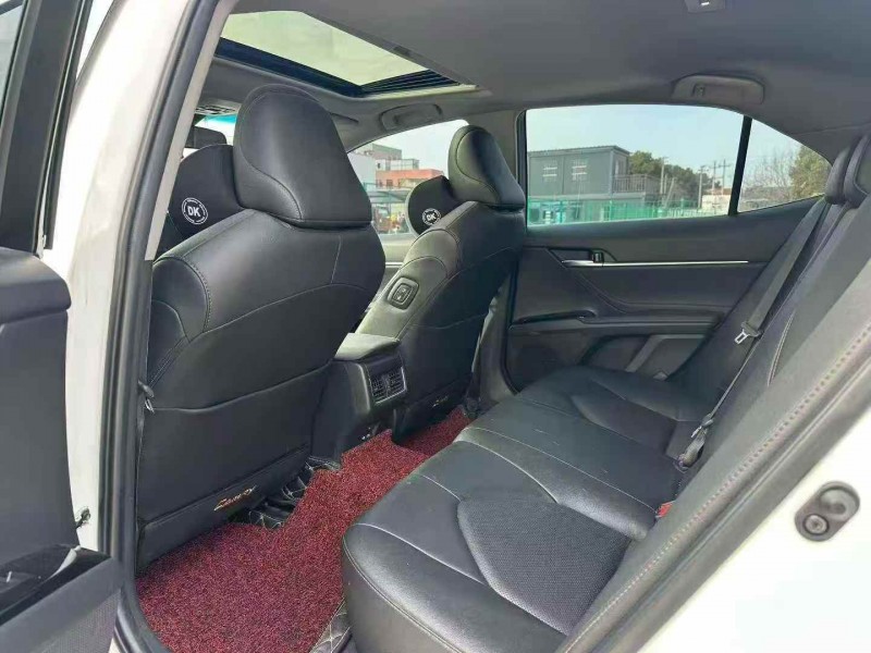 寧波22年豐田凱美瑞7