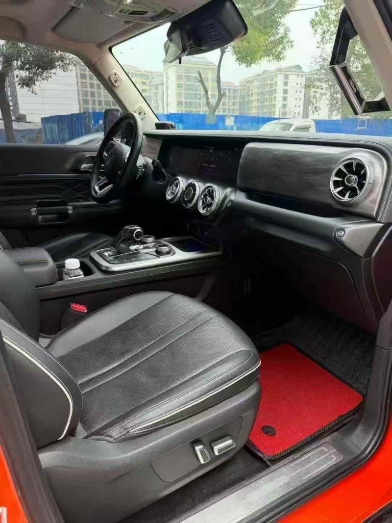 湘潭21年长城汽车坦克5