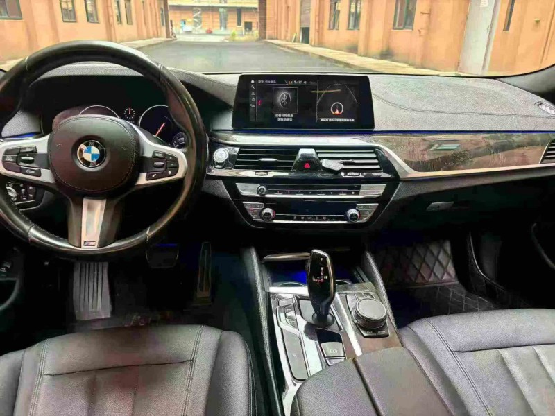 重慶19年寶馬5系4