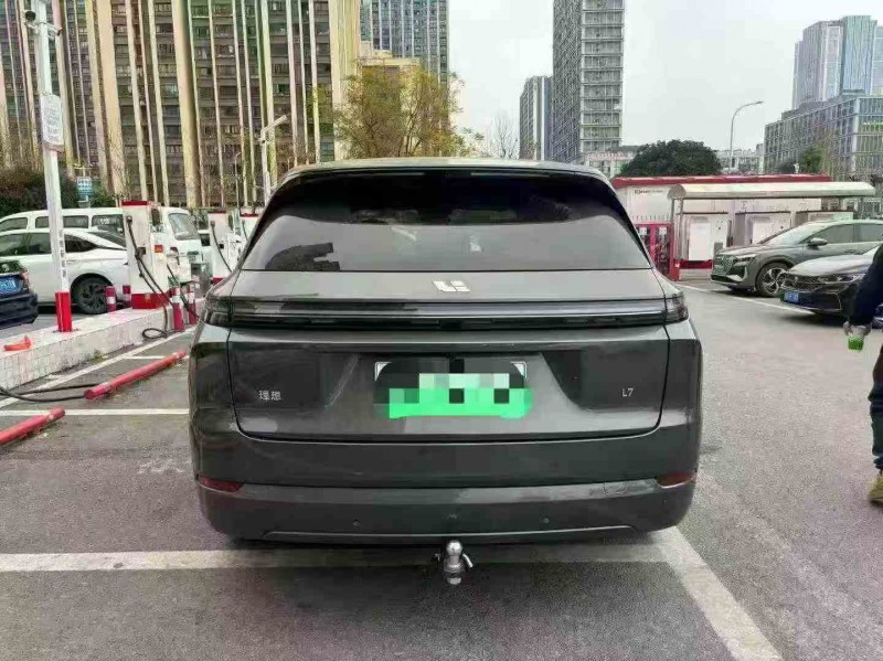 重庆25年理想L76