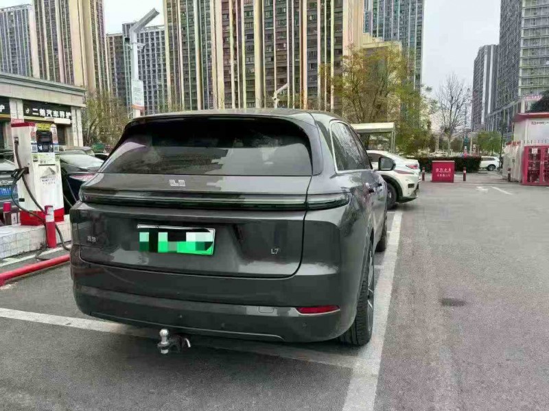 重庆25年理想L79