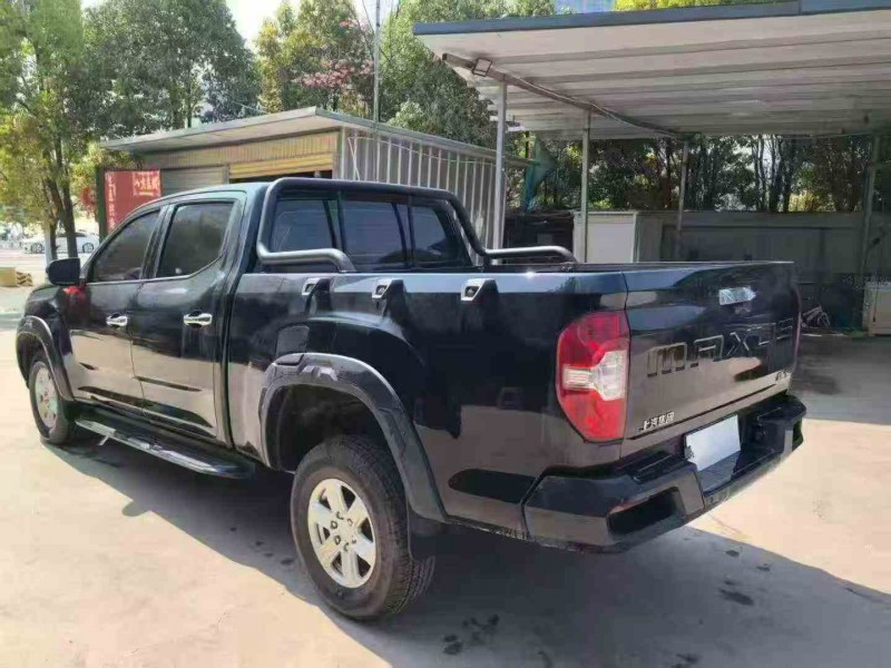 曲靖25年大通星際R7