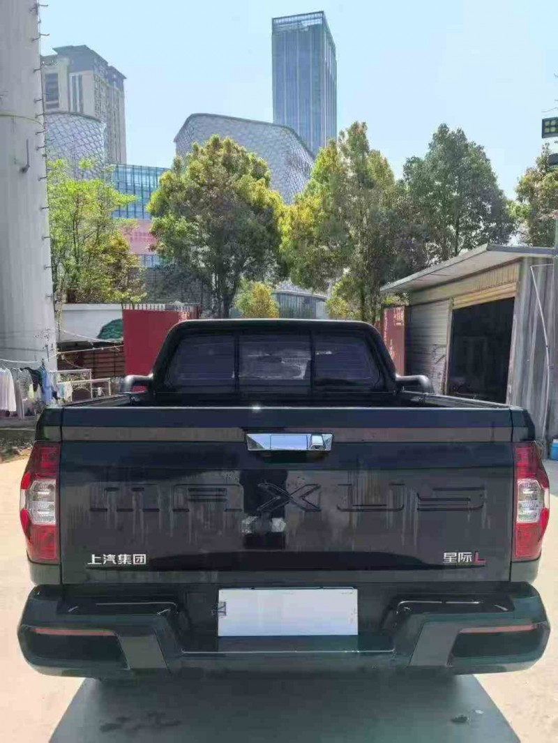 曲靖25年大通星際R8