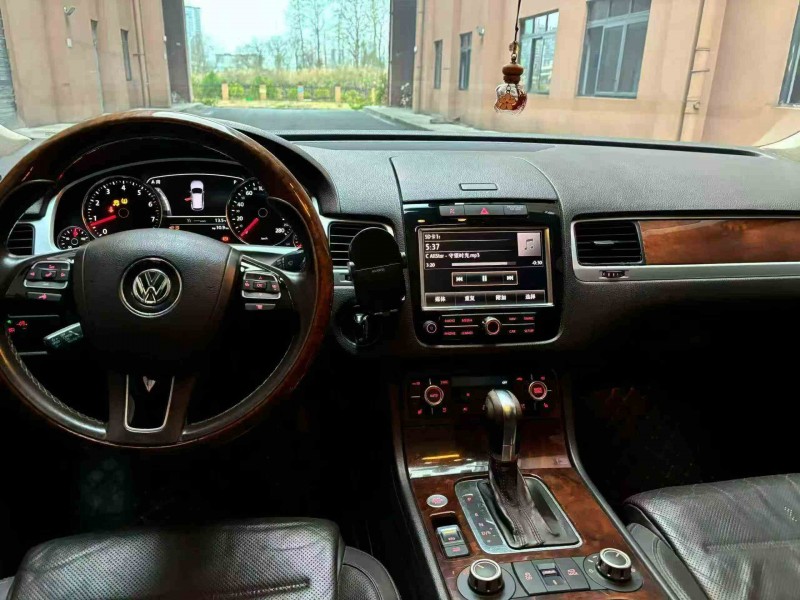 重慶12年大眾途銳5