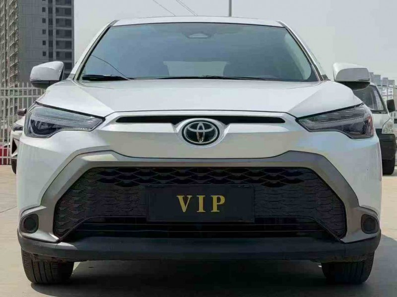 临沧25年丰田锋兰达1