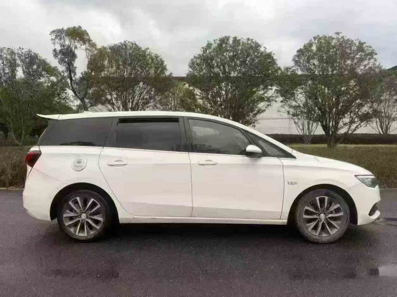 梧州19年別克GL63