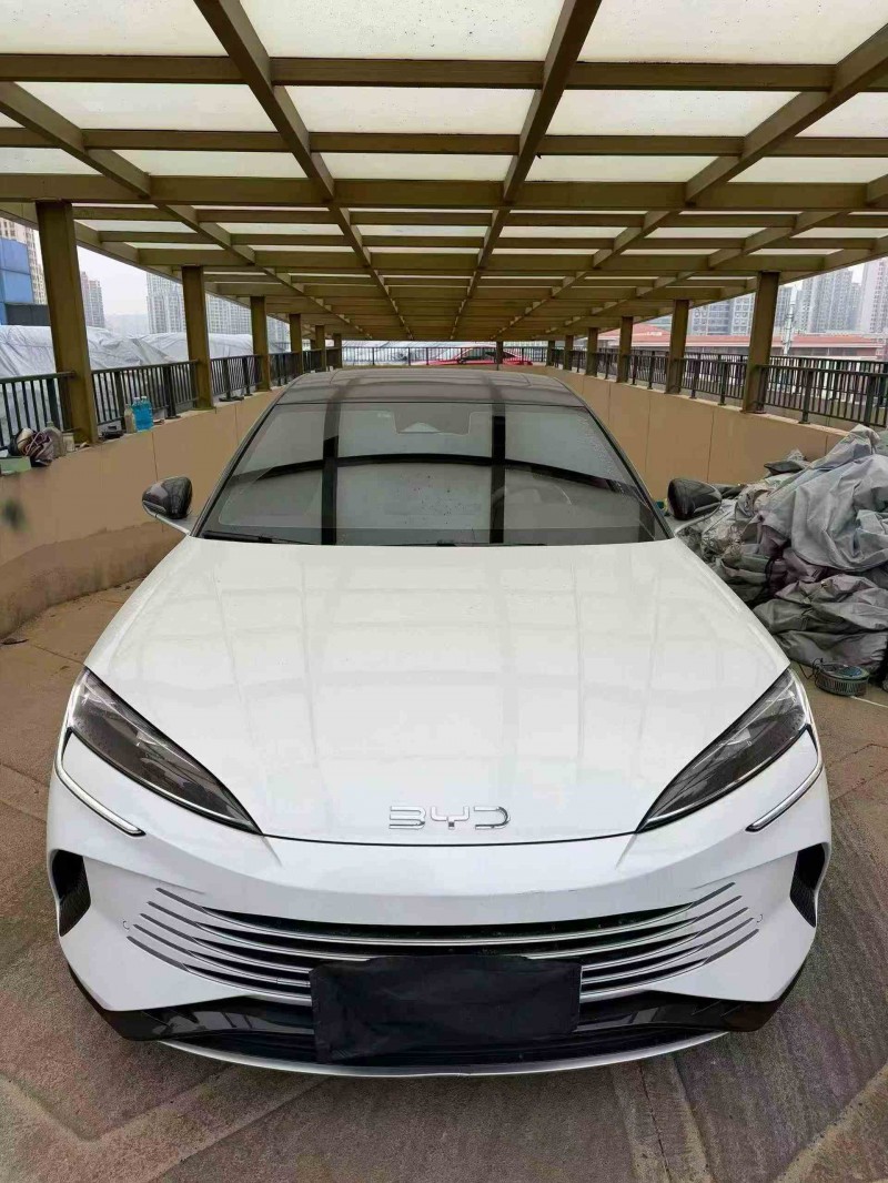 南通24年比亞迪海豹1