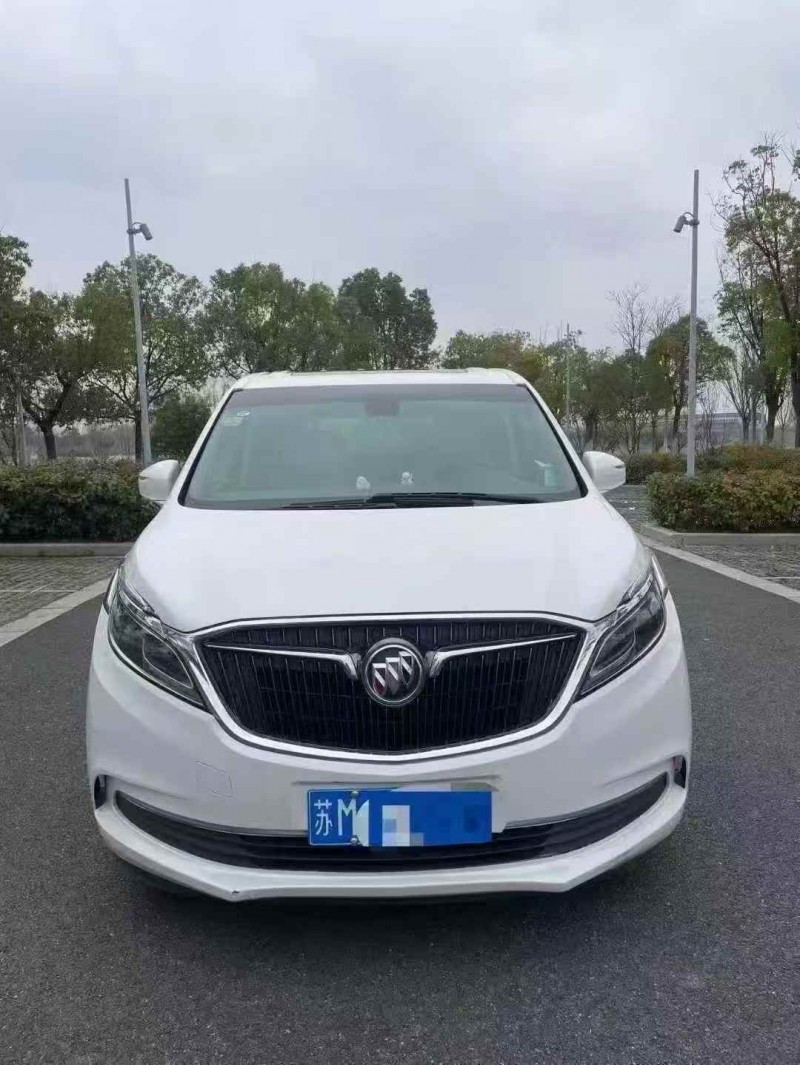 常州17年別克GL81