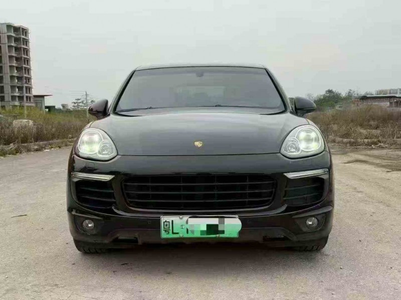 北海16年保时捷卡宴1