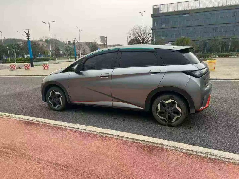 北海22年比亞迪海豚2