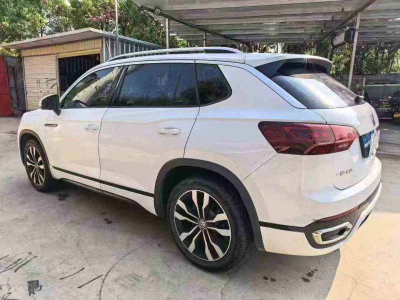 玉溪20年大眾探岳7