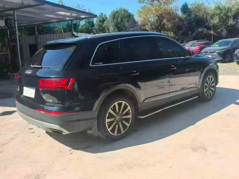 保山16年奧迪Q77