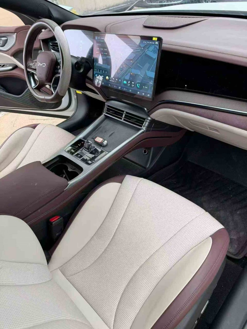 南通24年比亞迪海豹2