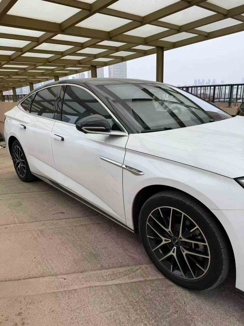 南通24年比亞迪海豹8