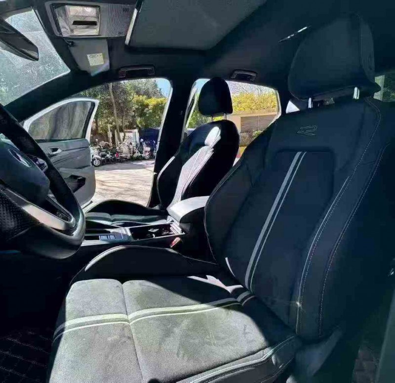 昭通24年大眾高爾夫2