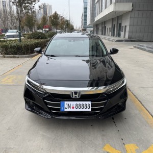 济宁23年本田雅阁