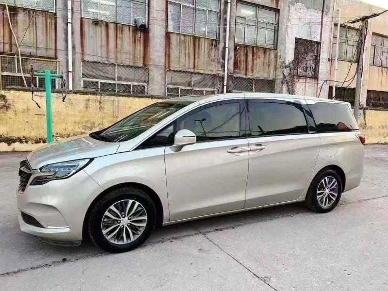 濰坊21年別克GL82