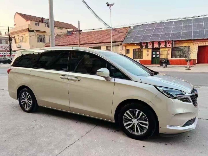 濰坊21年別克GL83