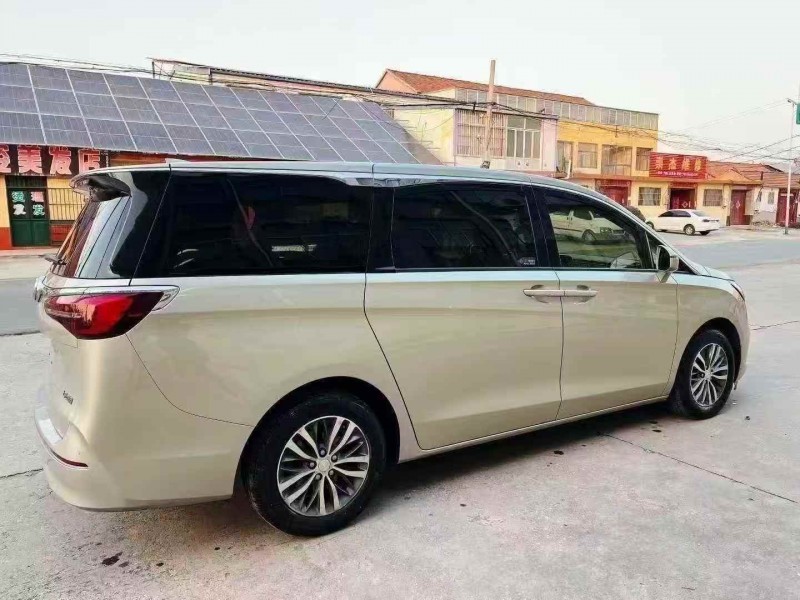 濰坊21年別克GL87