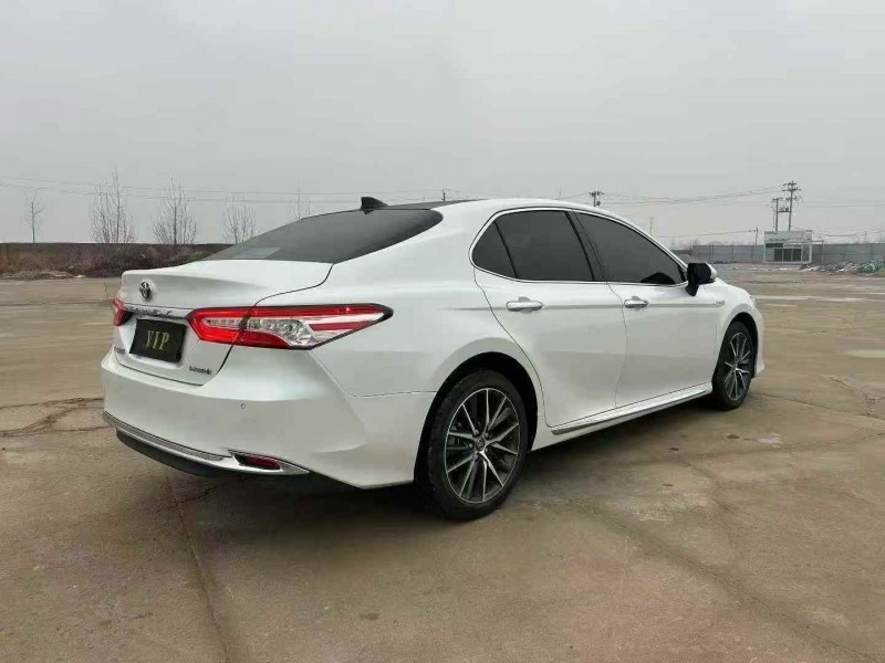 張家口24年豐田凱美瑞7