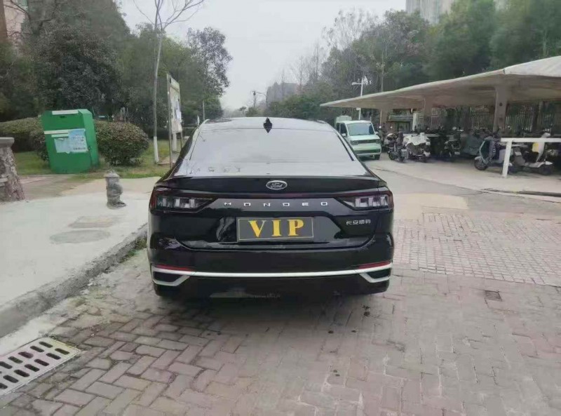 荆门25年福特蒙迪欧9