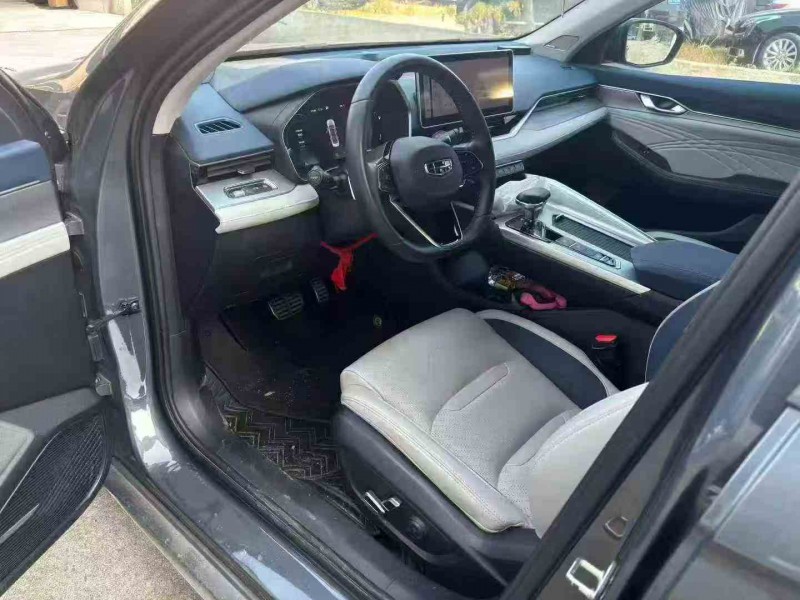 九江23年吉利星瑞5