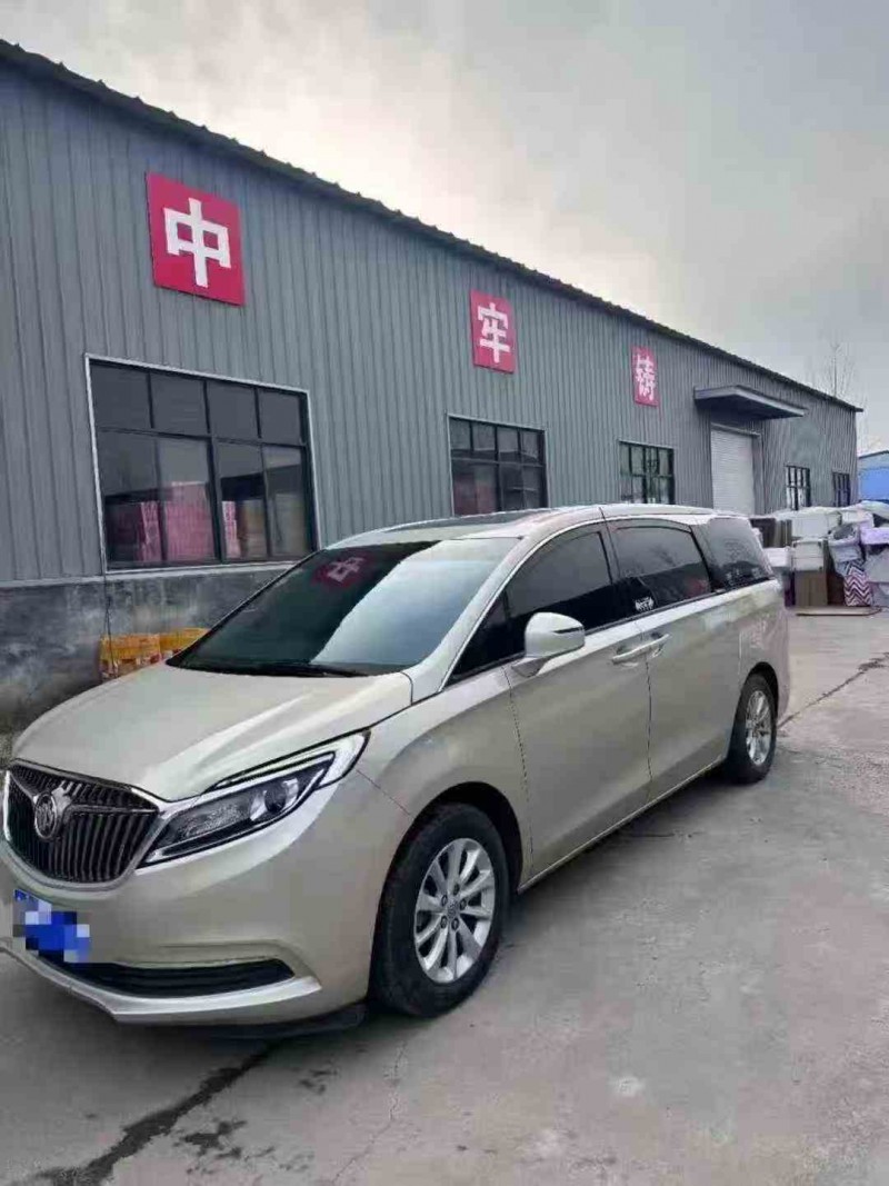 東營18年別克GL83