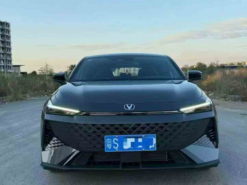 梧州25年长安汽车UNI1