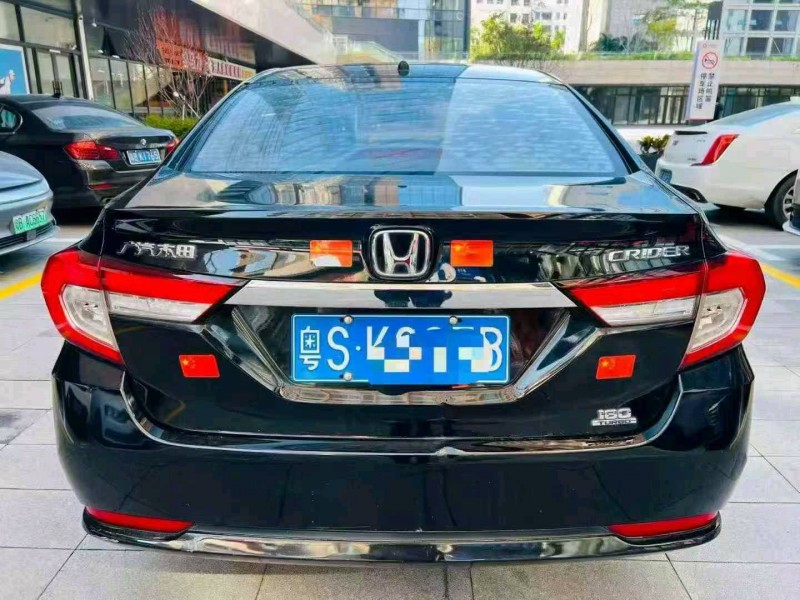 深圳21年本田凌派8