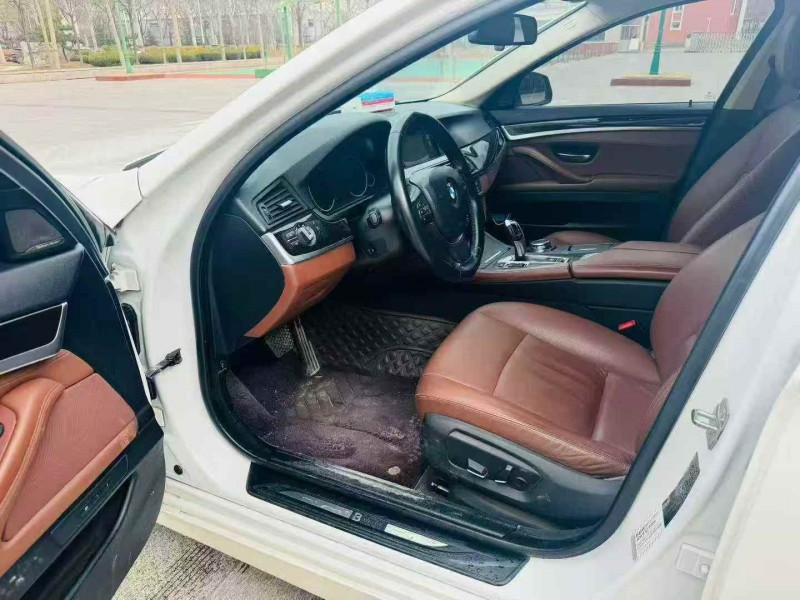 濟寧16年寶馬5系5