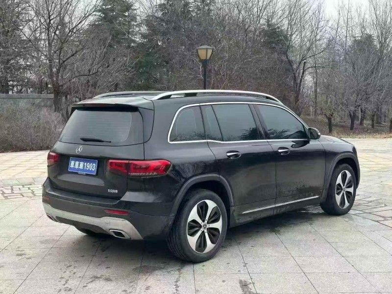 淄博22年奔馳GLB7