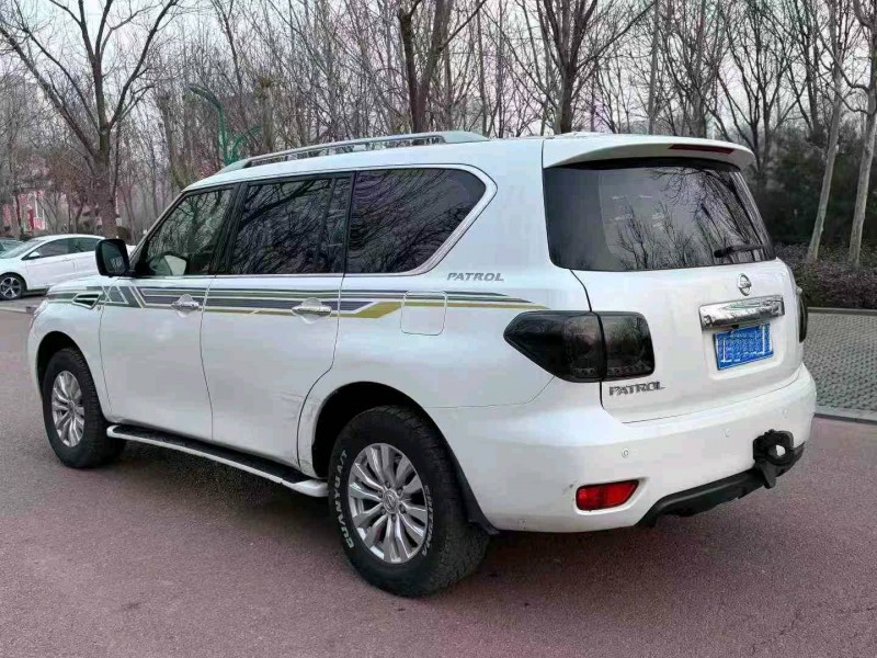 聊城18年日产途乐5