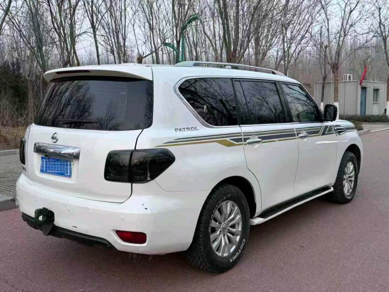 聊城18年日产途乐6