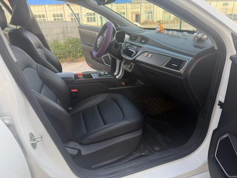 徐州23年吉利帝豪4