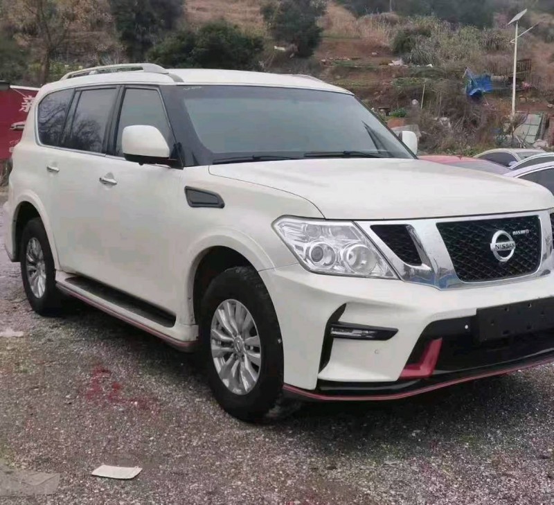 怀化17年日产途乐3