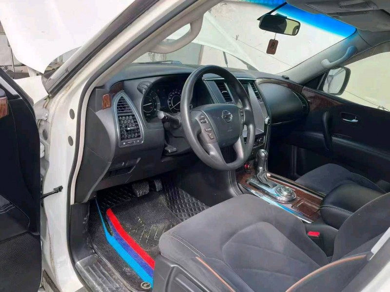 南通17年日产途乐3