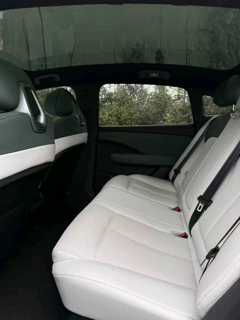 武漢25年日產N77