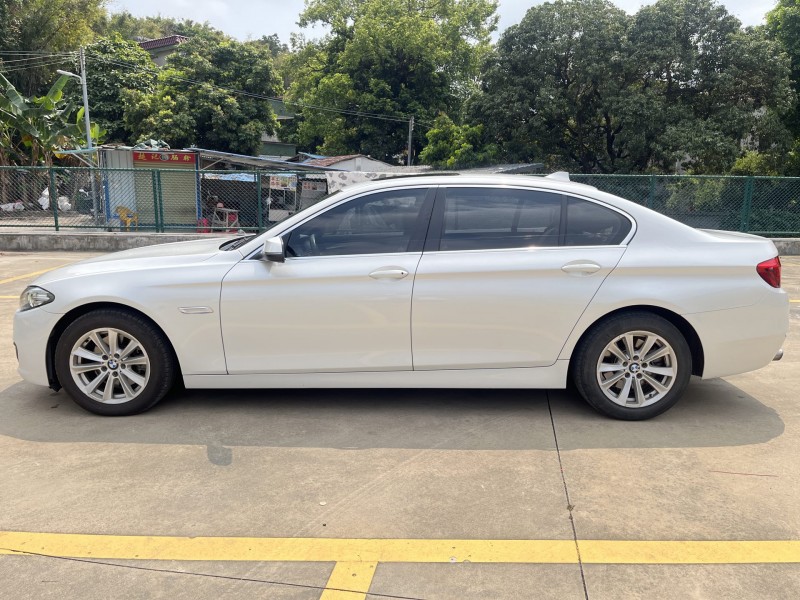 中山16年寶馬5系3