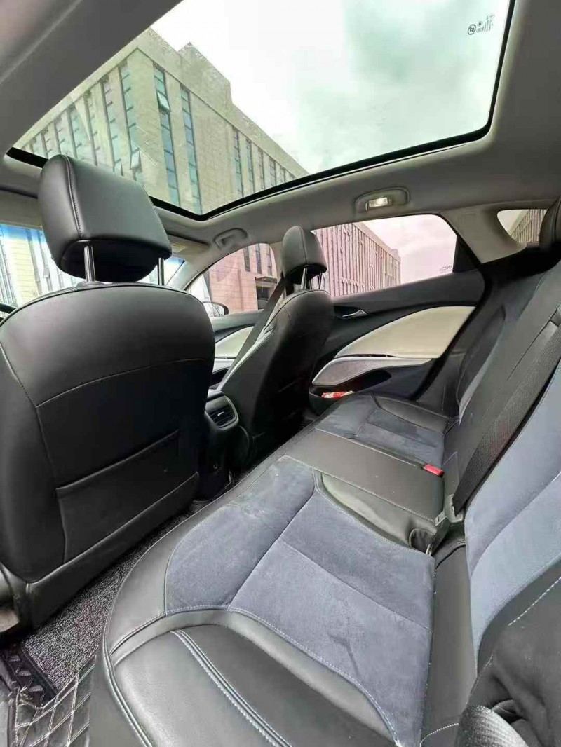 枣庄20年别克微蓝5