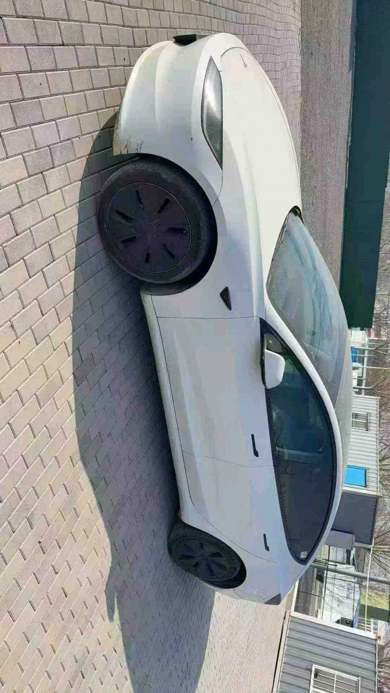 烟台24年特斯拉MODEL 32