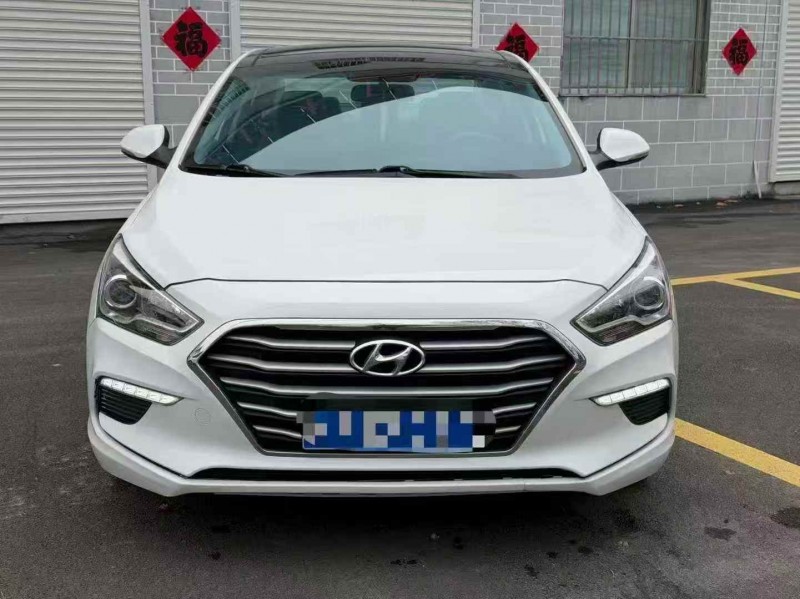 东营19年现代名图1