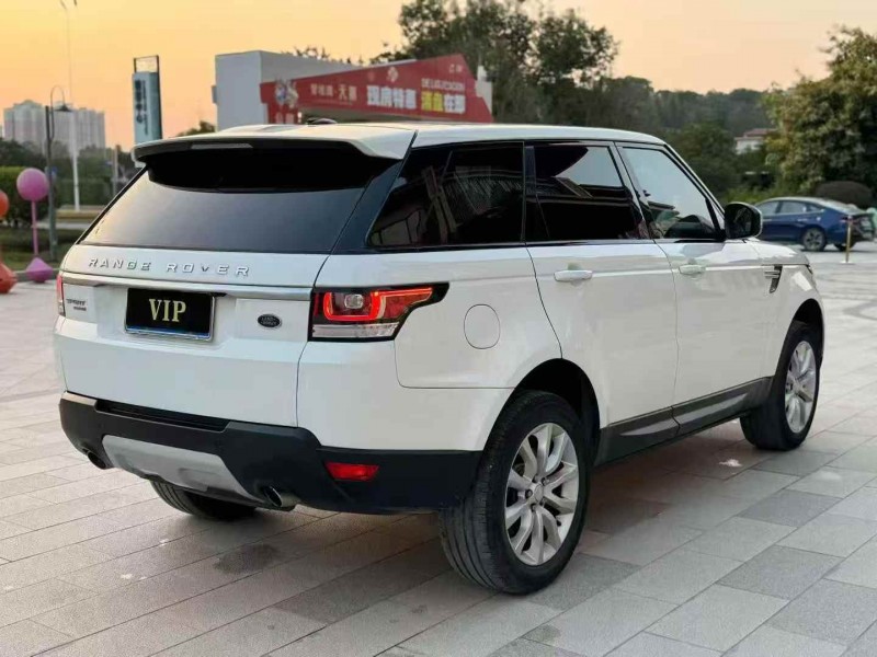 廣州16年路虎攬勝運動9