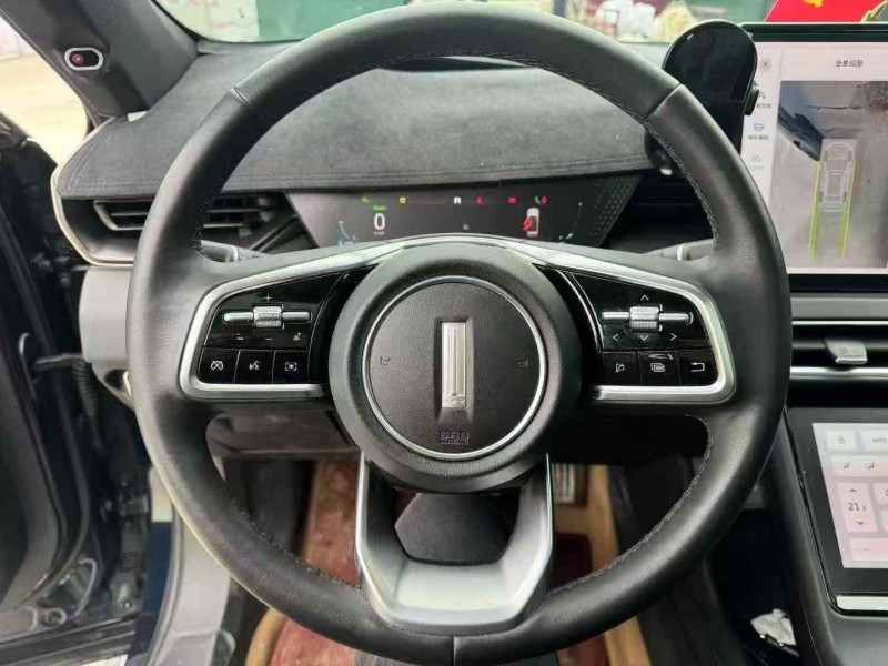 济宁24年长城汽车魏牌7