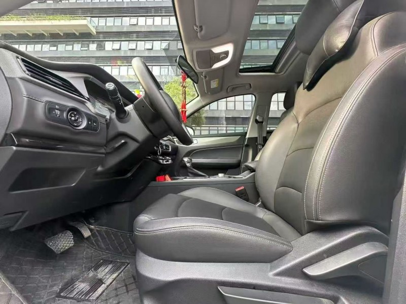 东莞25年凯翼炫界4