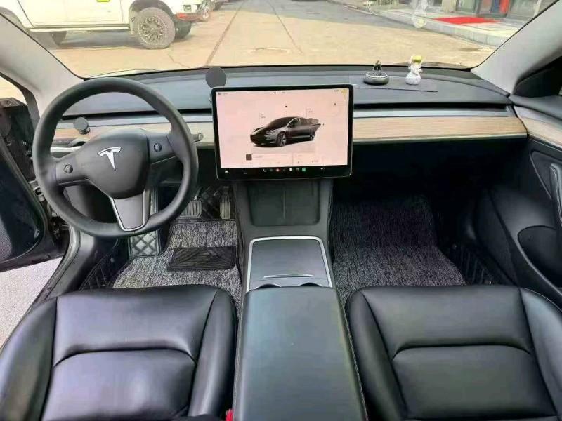 襄阳22年特斯拉MODEL 33