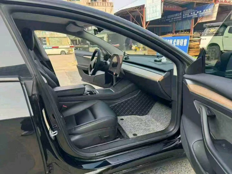 襄阳22年特斯拉MODEL 39