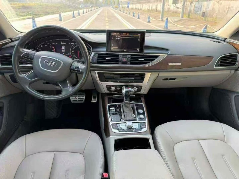 菏澤16年奧迪A6L6