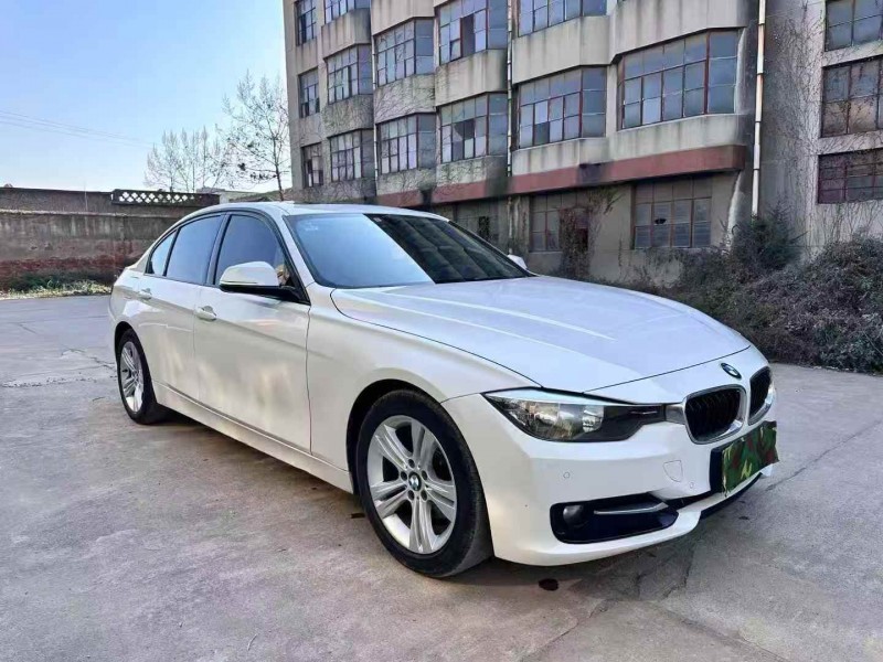 東營14年寶馬3系3